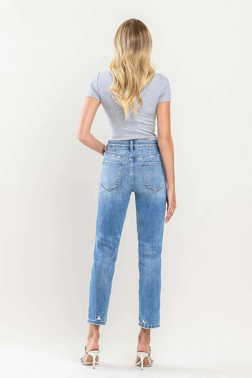 Stretch Mom Jeans - Scartch