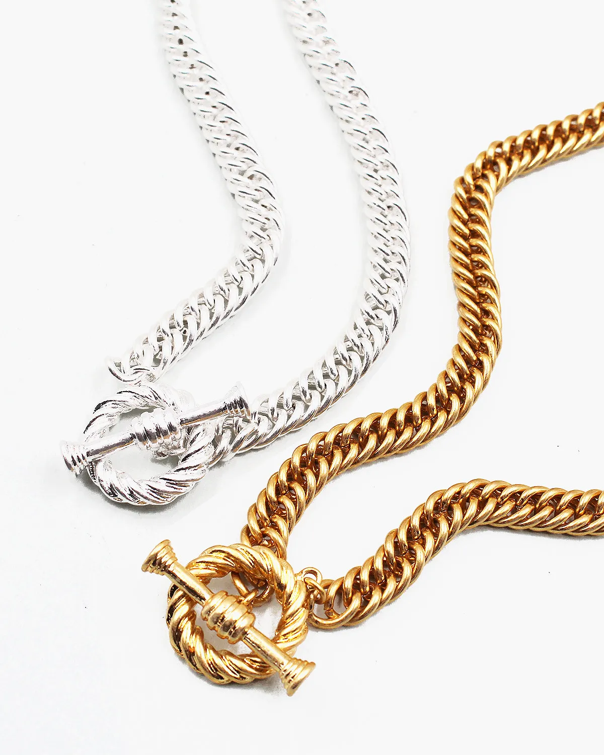 Toggle Front Chain Necklace